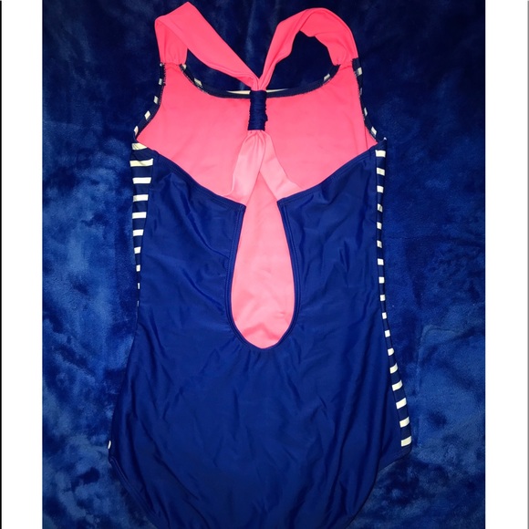 Girl's Kids One-Piece Swimsuit - Picture 3 of 4